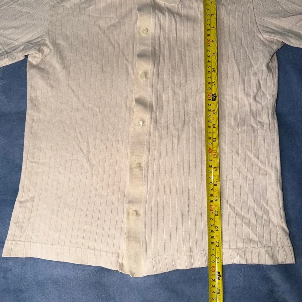 Banana republic cream button up shirt
